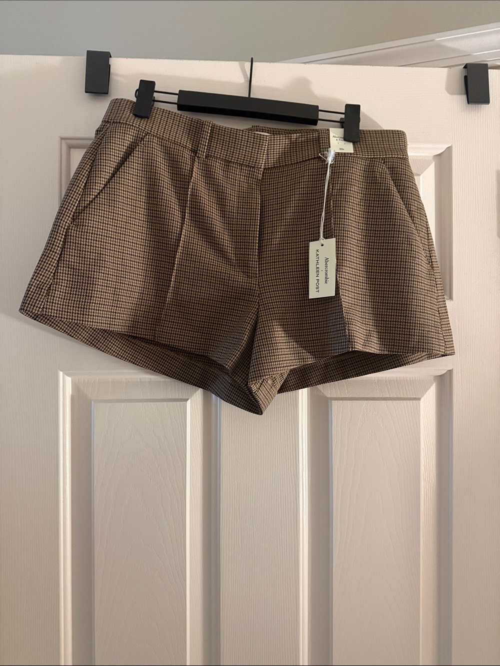 Abercrombie & Fitch Brown Houndstooth Women's Shorts *Kathleen Post Collection*